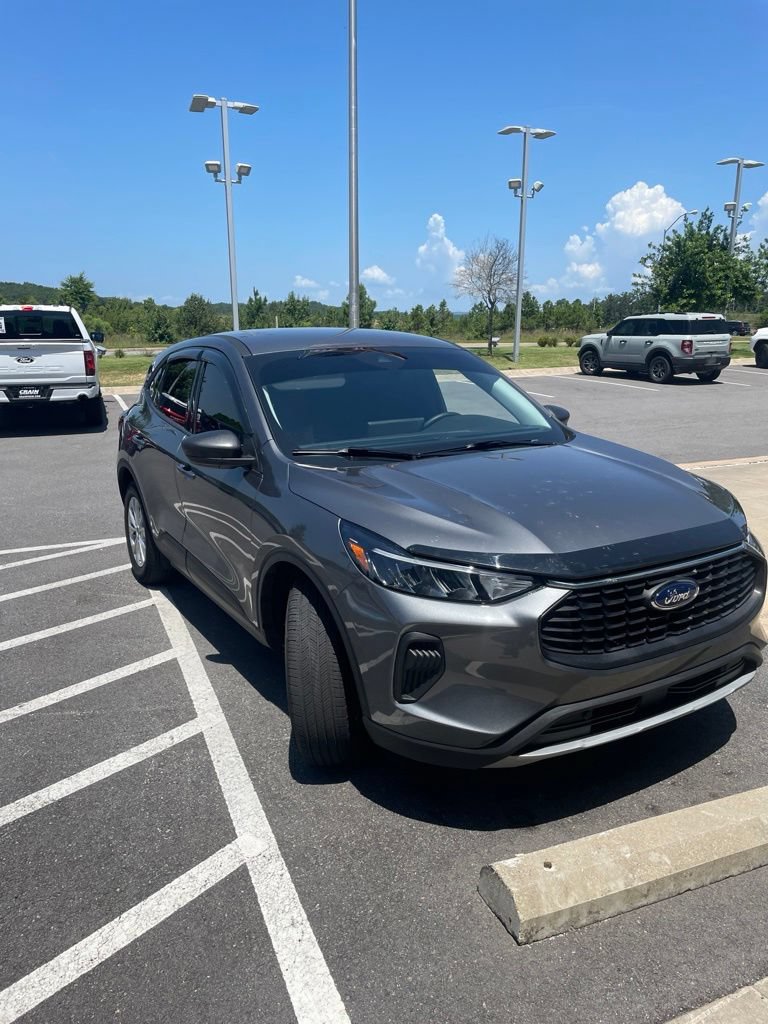 Used 2025 Ford Escape Active w/ Tech Pack #1 FWD image 7