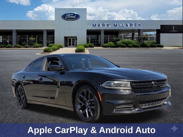 Used 2022 Dodge Charger SXT w/ Blacktop Package RWD image 8