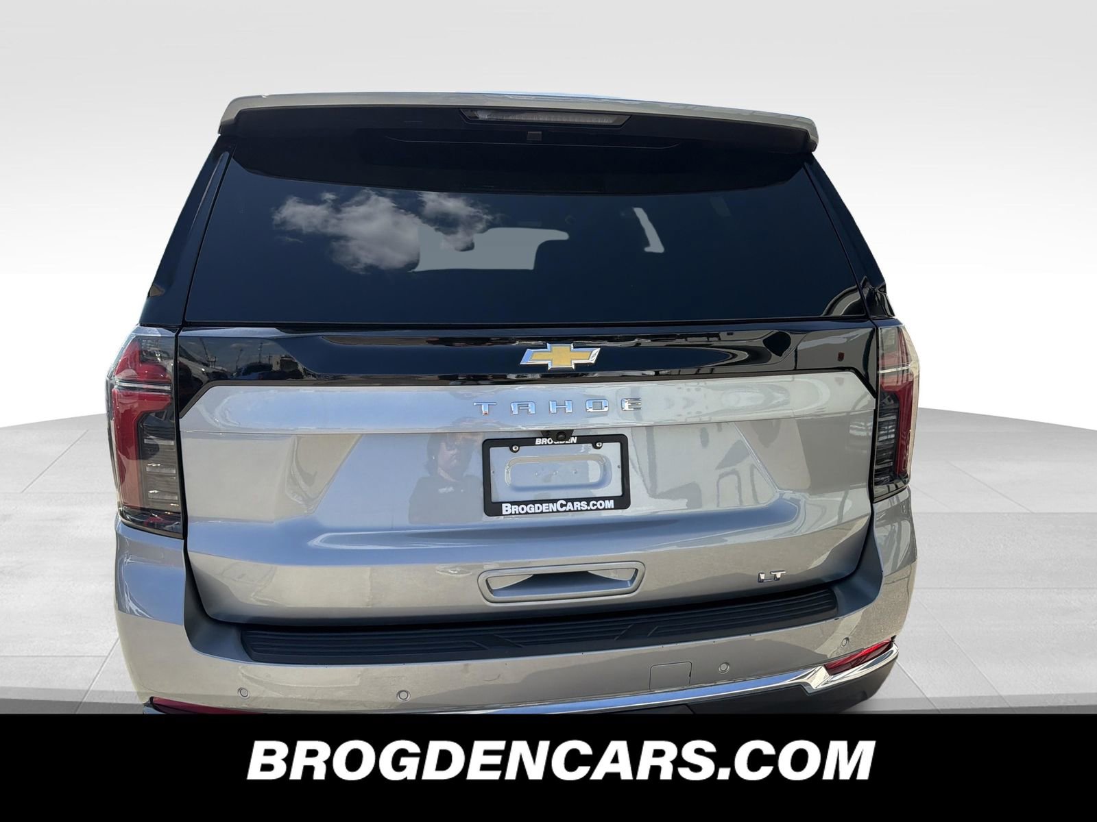 Used 2025 Chevrolet Tahoe LT AWD/4WD image 7