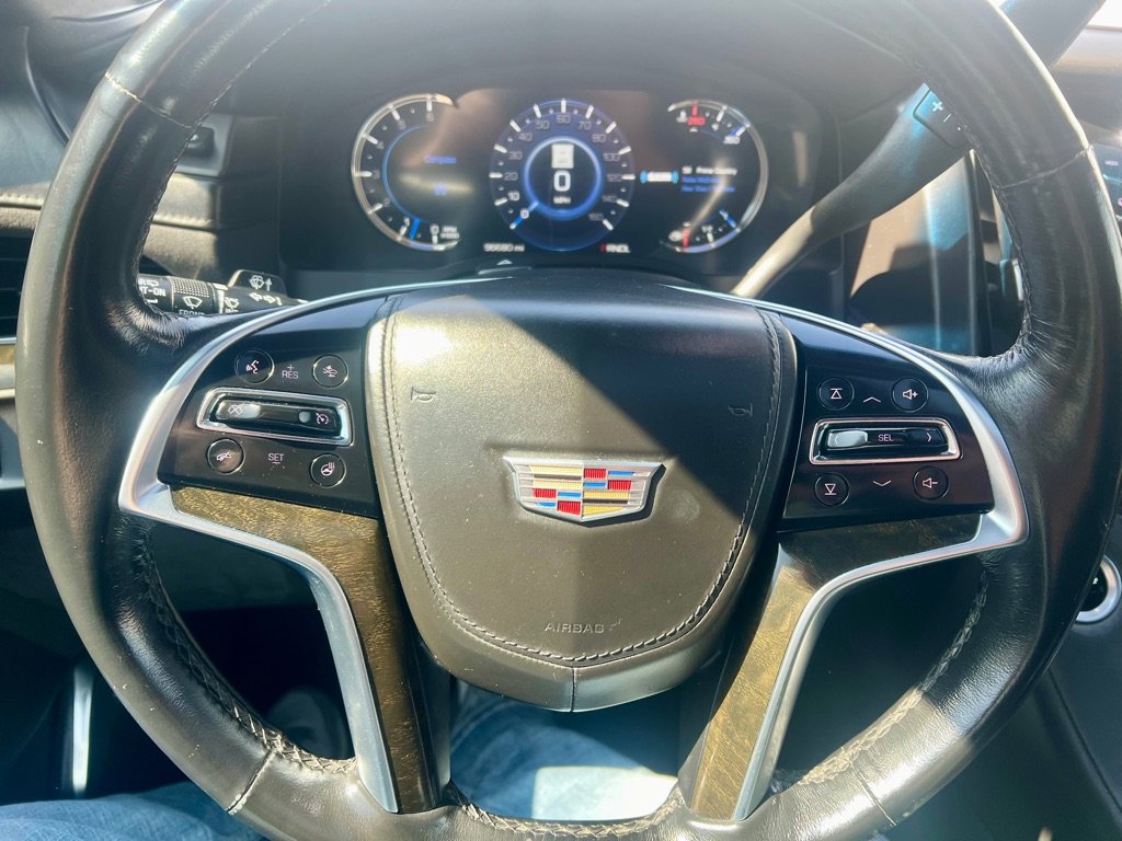 Used 2017 Cadillac Escalade ESV Platinum image 32