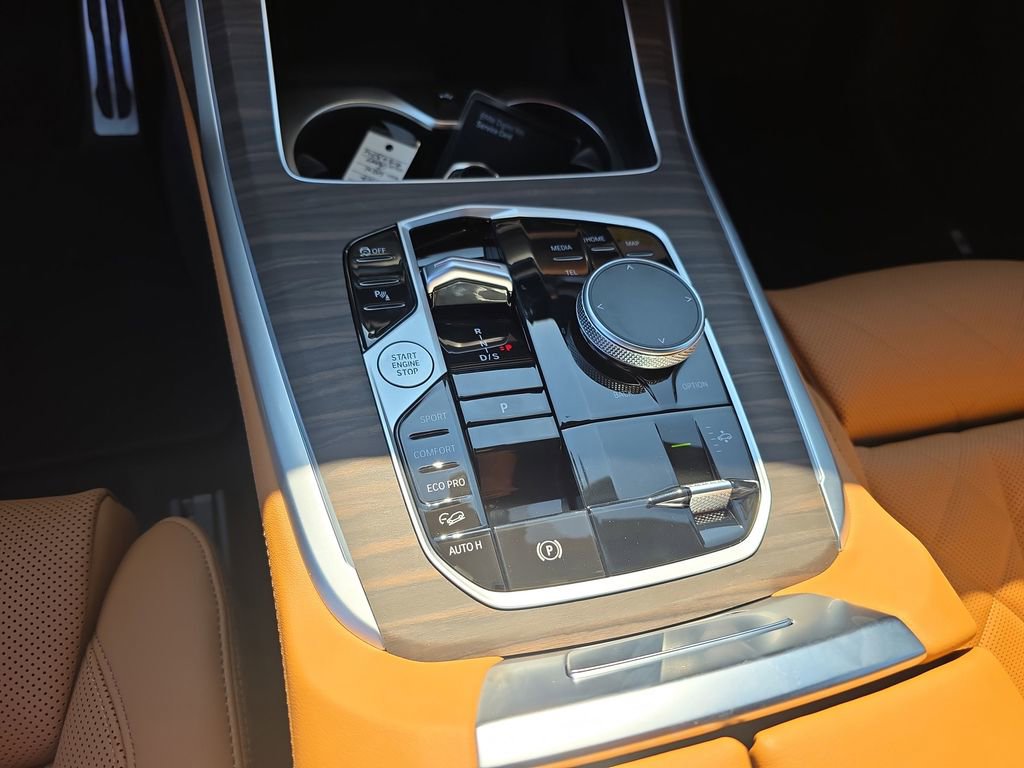 New 2026 BMW X7 xDrive40i image 17