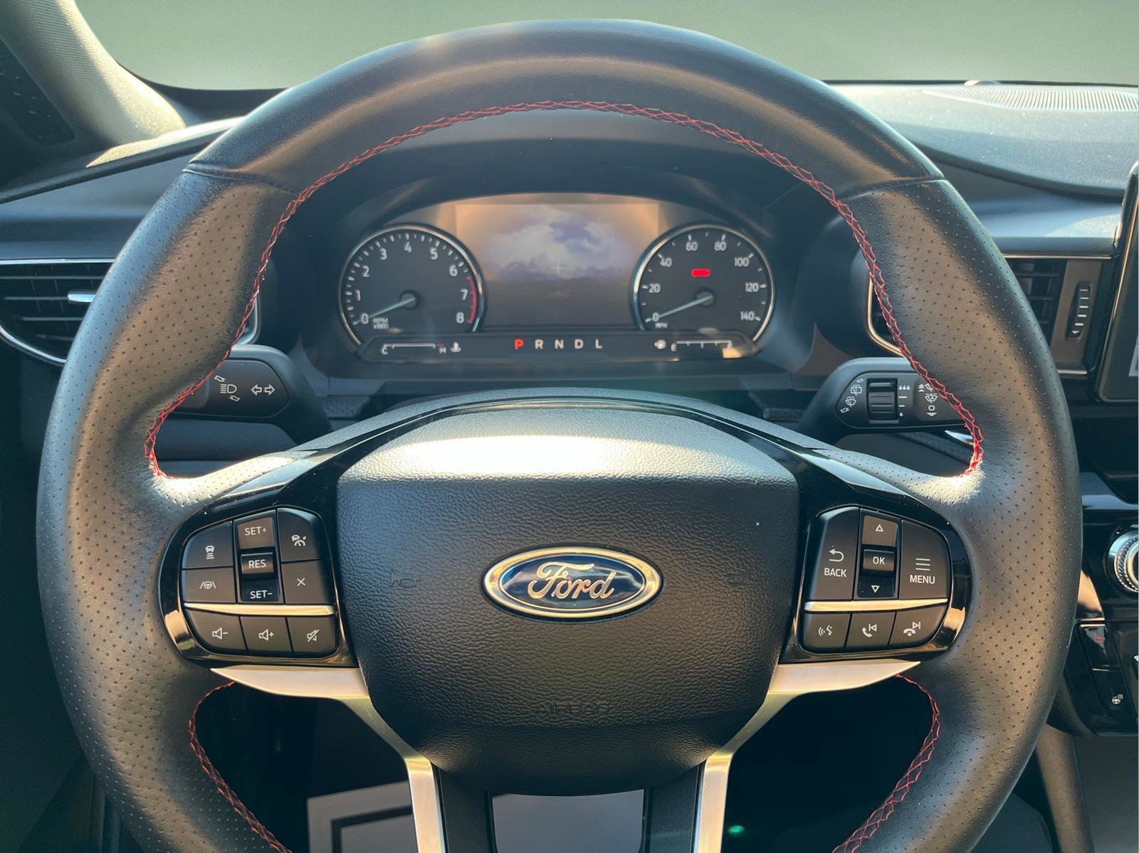 Used 2024 Ford Explorer ST-Line w/ Class IV Trailer Tow Package image 15