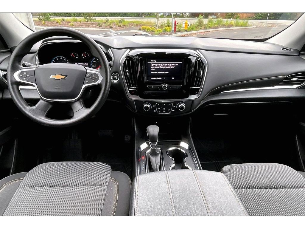 Used 2021 Chevrolet Traverse LS AWD/4WD image 15