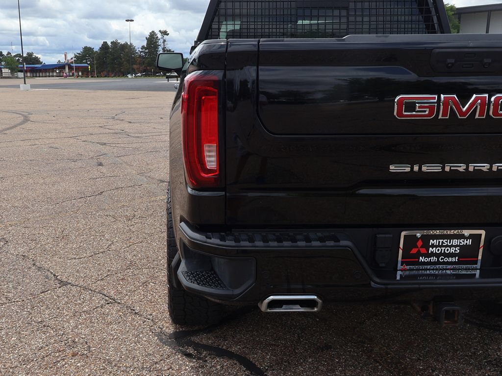Used 2024 GMC Sierra 1500 AT4 w/ Technology Package AWD/4WD image 18