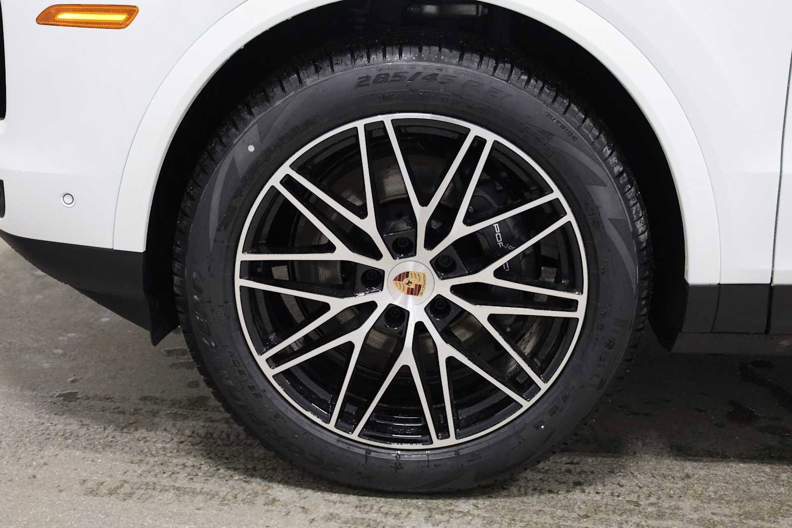 New 2026 Porsche Cayenne Coupe image 39