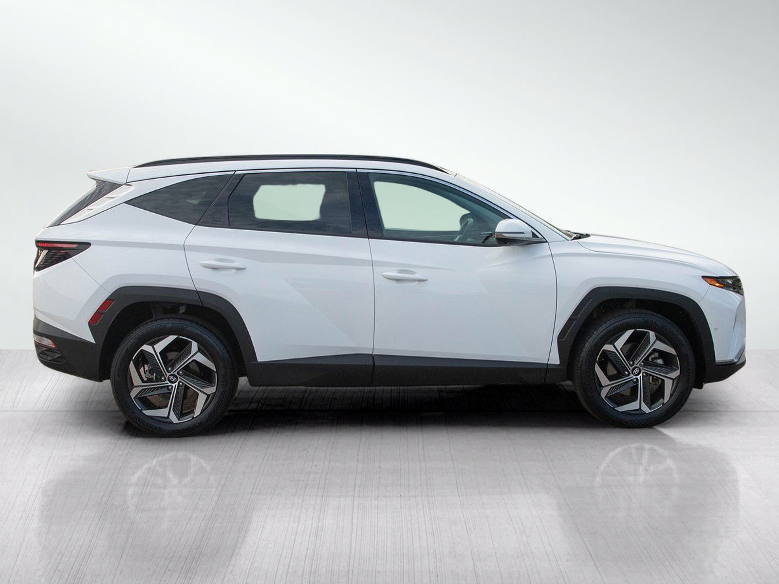 Used 2024 Hyundai Tucson Limited AWD/4WD image 6