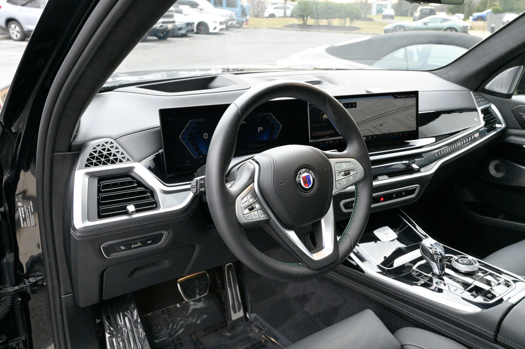 Used 2025 BMW ALPINA XB7 image 16
