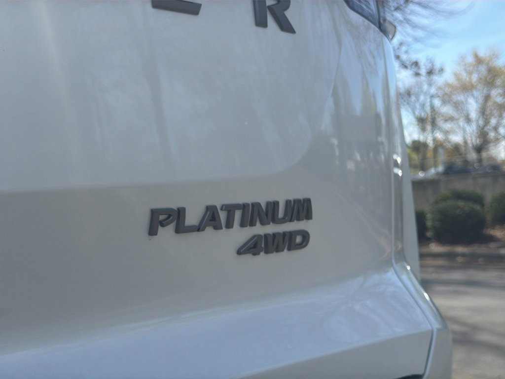 New 2026 Nissan Pathfinder Platinum image 14