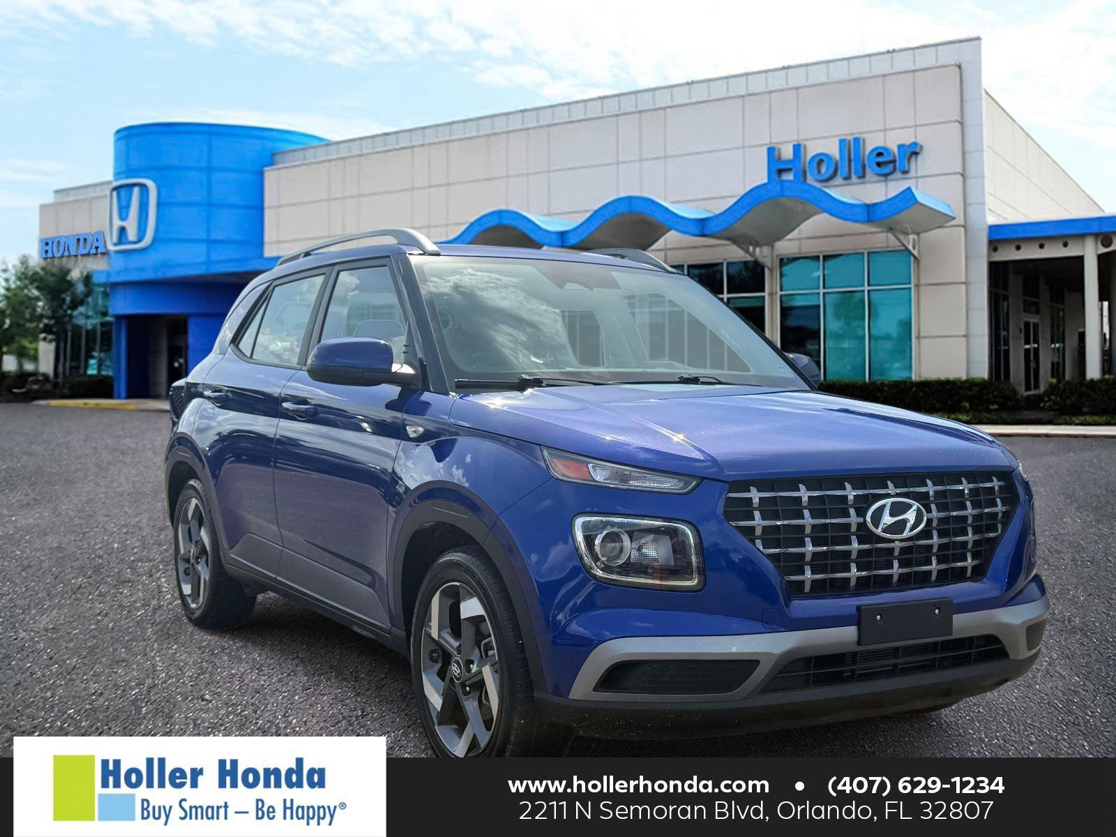 Used 2025 Hyundai Venue SEL FWD image 1