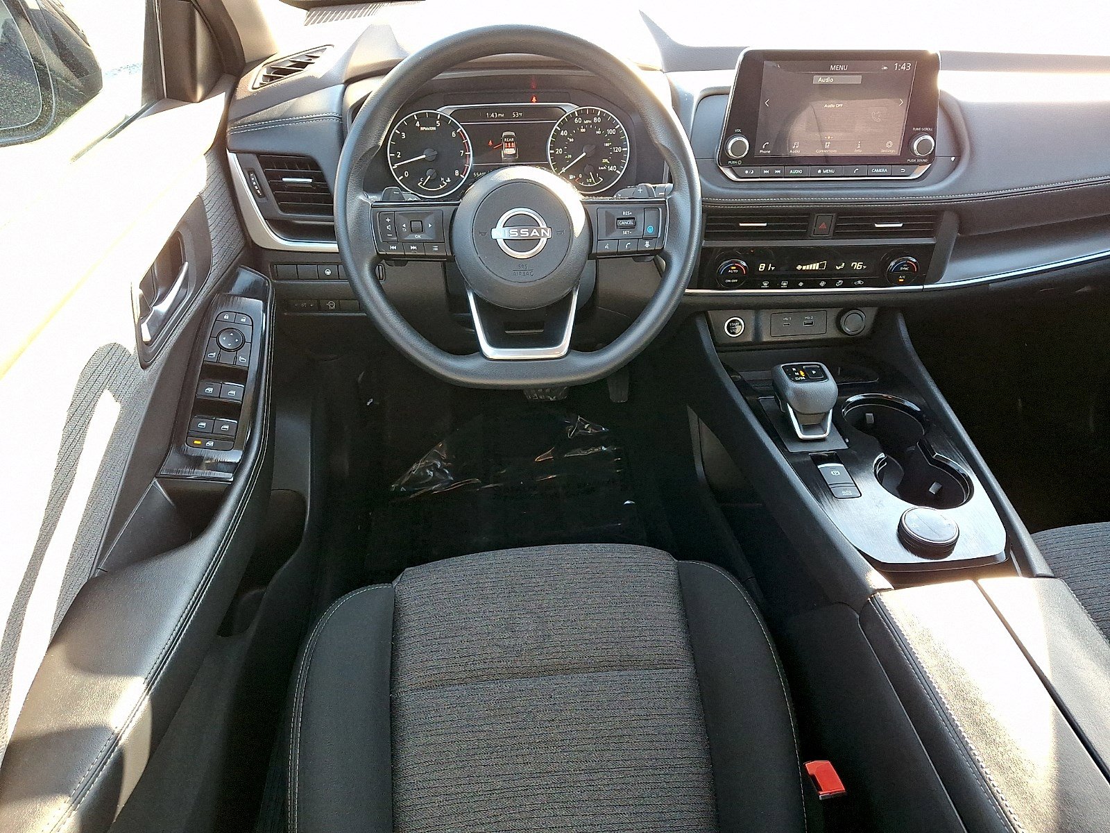 Used 2023 Nissan Rogue SV image 10