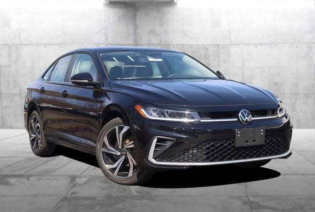 New 2026 Volkswagen Jetta SEL image 2