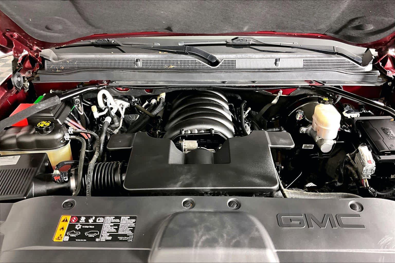 Used 2018 GMC Yukon SLT w/ Open Road Package RWD image 30