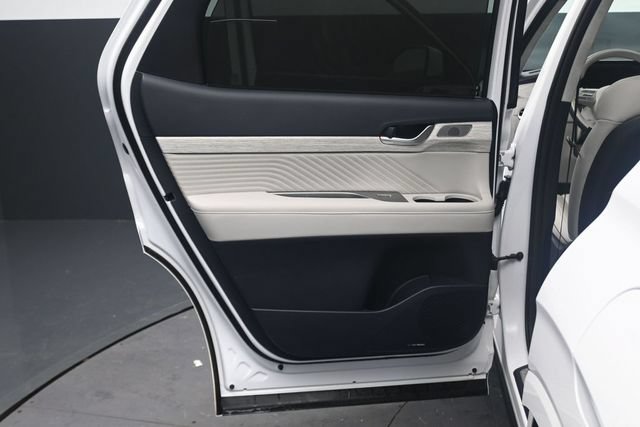 Used 2025 Hyundai Palisade Calligraphy AWD/4WD image 16
