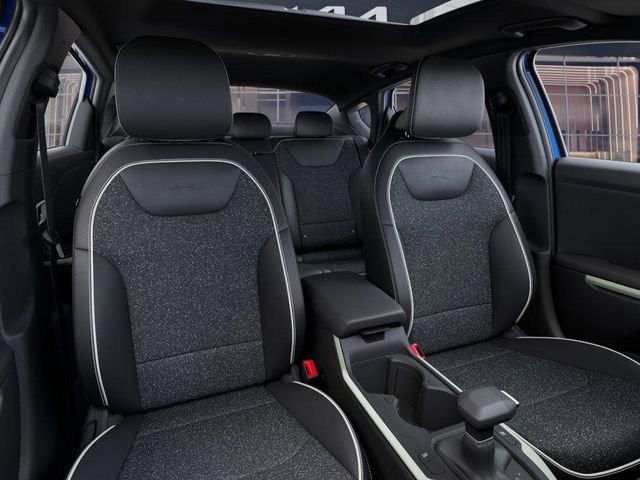 New 2025 Kia K4 GT-Line w/ GT-Line Sunroof Package image 16