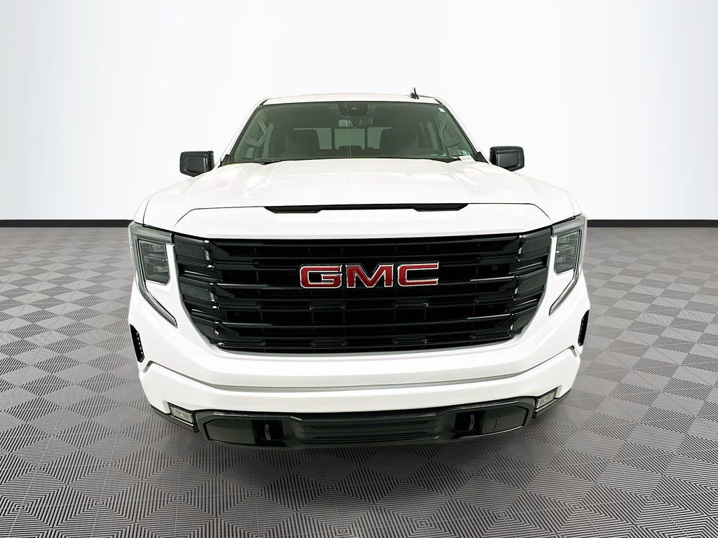 Used 2025 GMC Sierra 1500 Elevation w/ Preferred Package AWD/4WD image 2
