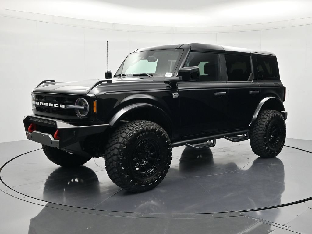 New 2026 Ford Bronco Outer Banks AWD/4WD image 1