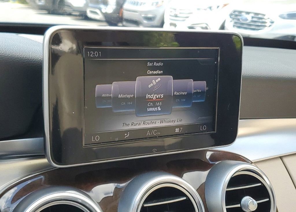 Used 2018 Mercedes-Benz C 300 Sedan w/ Premium Package image 29