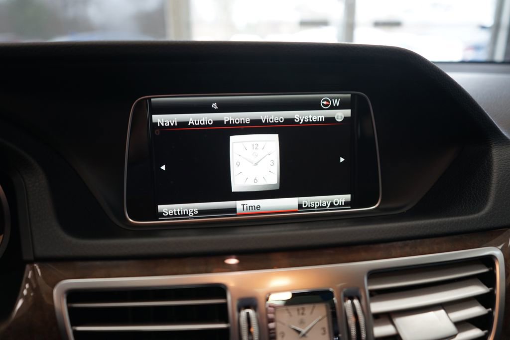 Used 2014 Mercedes-Benz E 350 4MATIC Sedan image 35