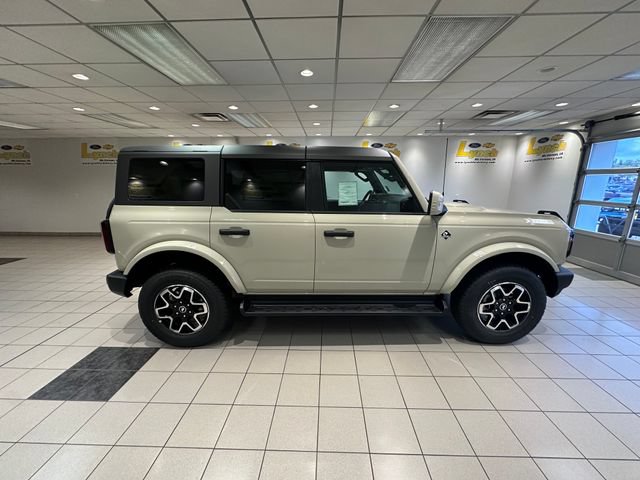 New 2026 Ford Bronco Outer Banks AWD/4WD image 3