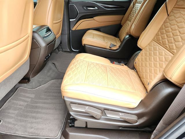 Used 2021 Cadillac Escalade Sport RWD image 30