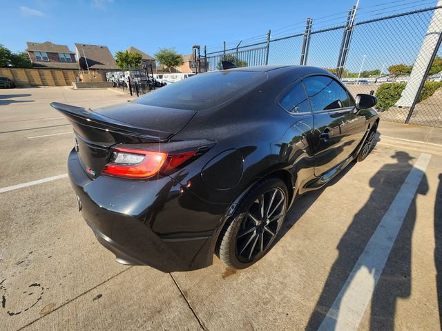 Used 2022 Toyota GR86 Premium RWD image 4