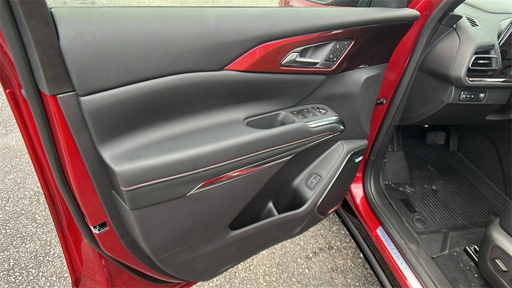 New 2026 Chevrolet Traverse RS w/ LPO, Floor Liner Package image 11