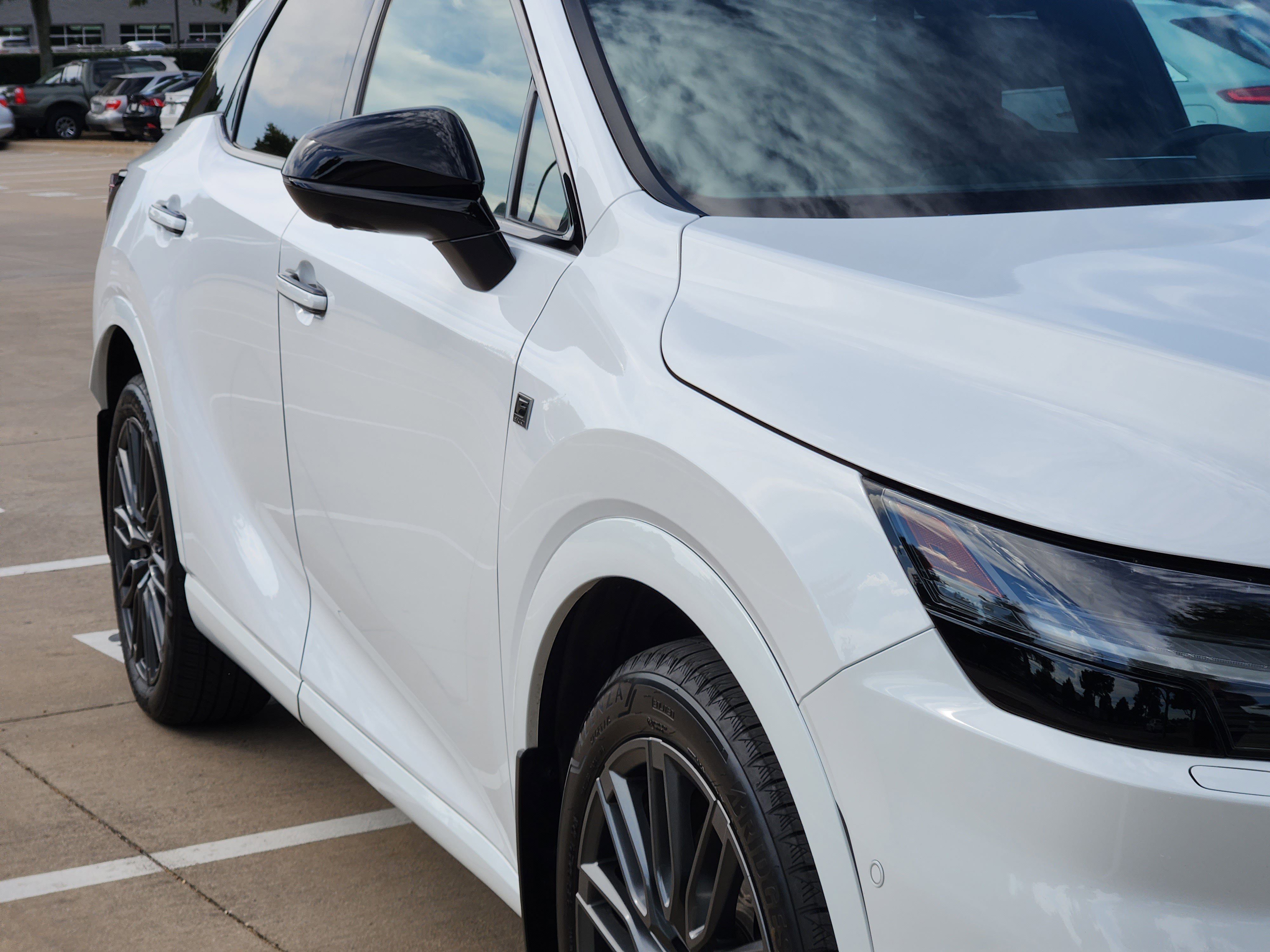 Used 2024 Lexus RX 500h F Sport image 8