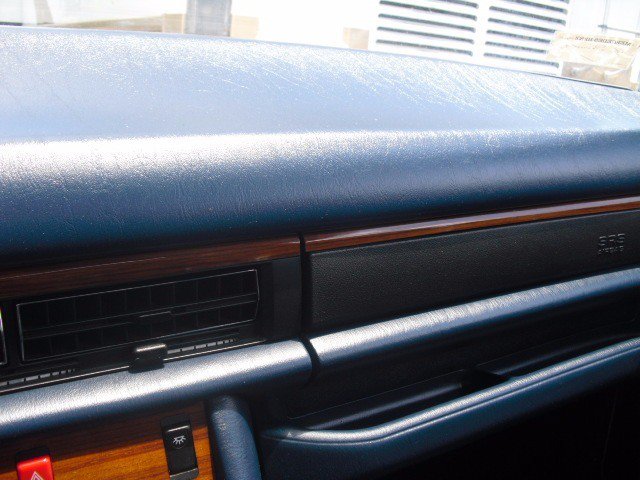 Used 1991 Mercedes-Benz 300 SE image 17