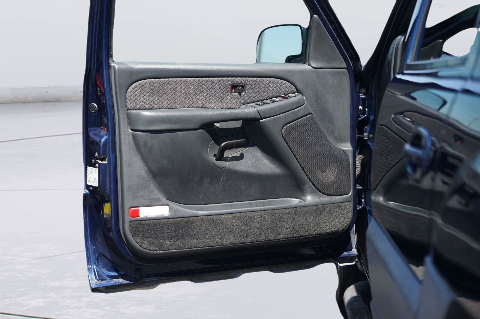 Used 2002 Chevrolet Avalanche 2WD image 30