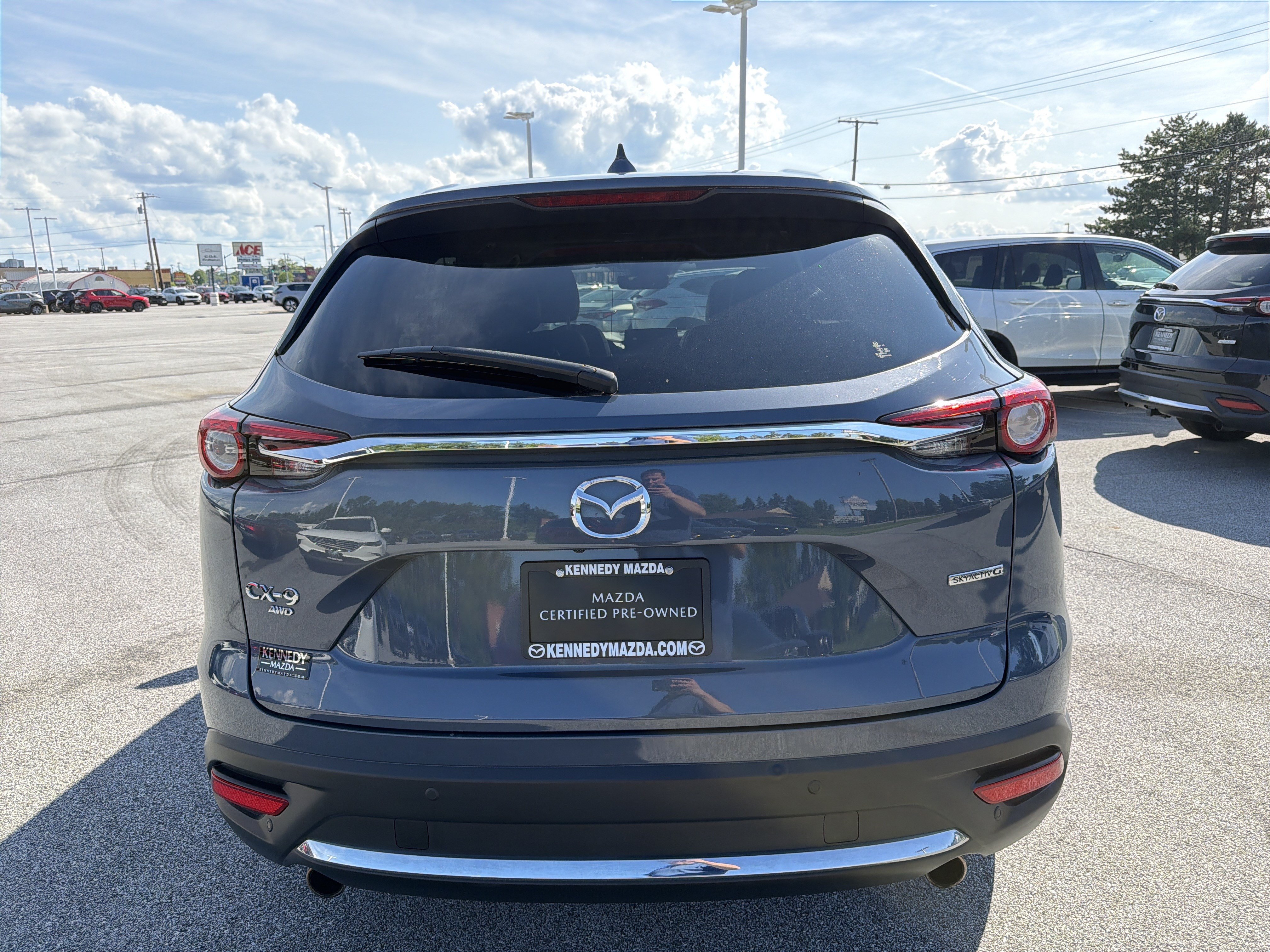 Certified 2023 MAZDA CX-9 Carbon Edition AWD/4WD image 4