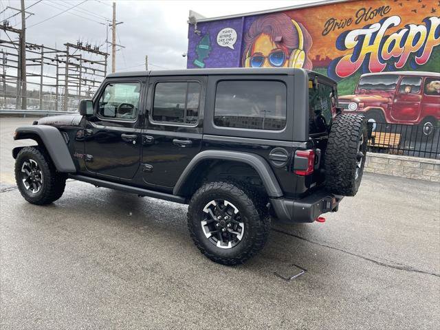 Certified 2025 Jeep Wrangler Unlimited Rubicon image 3