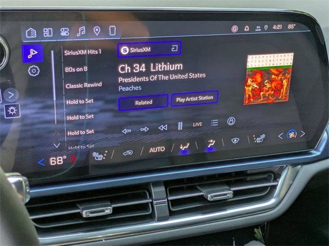 New 2026 Chevrolet Equinox EV LT image 17