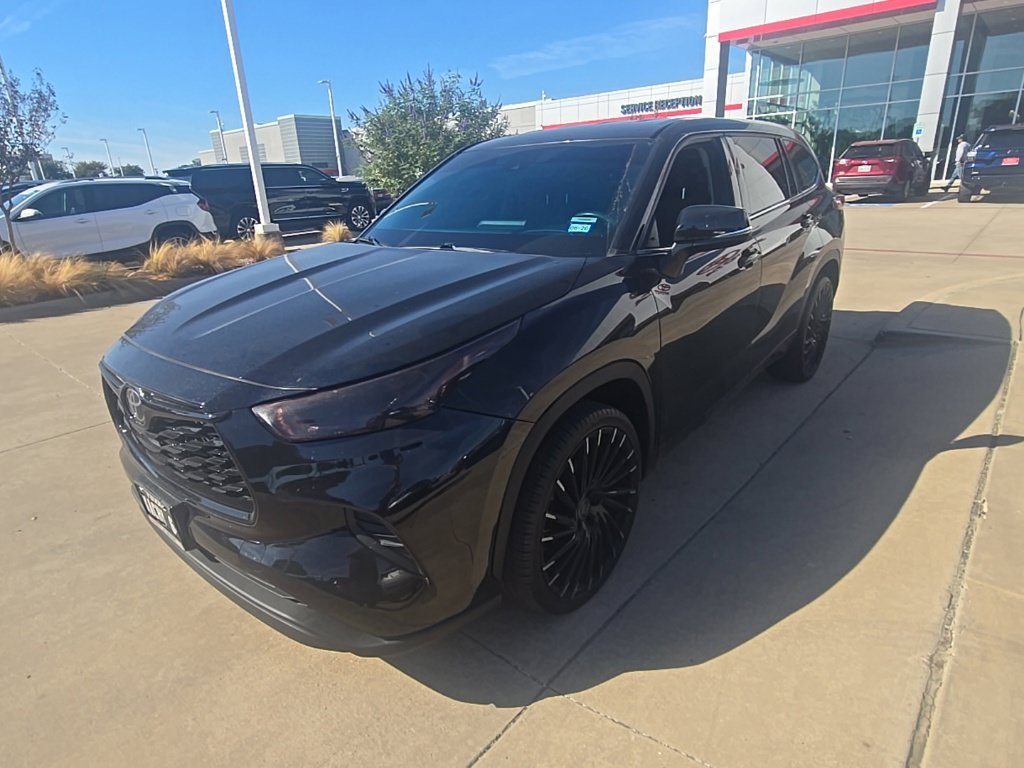 Used 2022 Toyota Highlander L