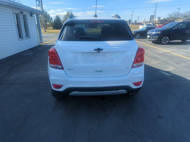 Used 2020 Chevrolet Trax LT w/ Driver Confidence Package image 6