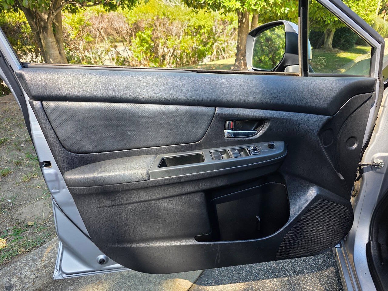 Used 2013 Subaru Impreza 2.0i Limited w/ Popular Pkg 1 AWD/4WD image 9