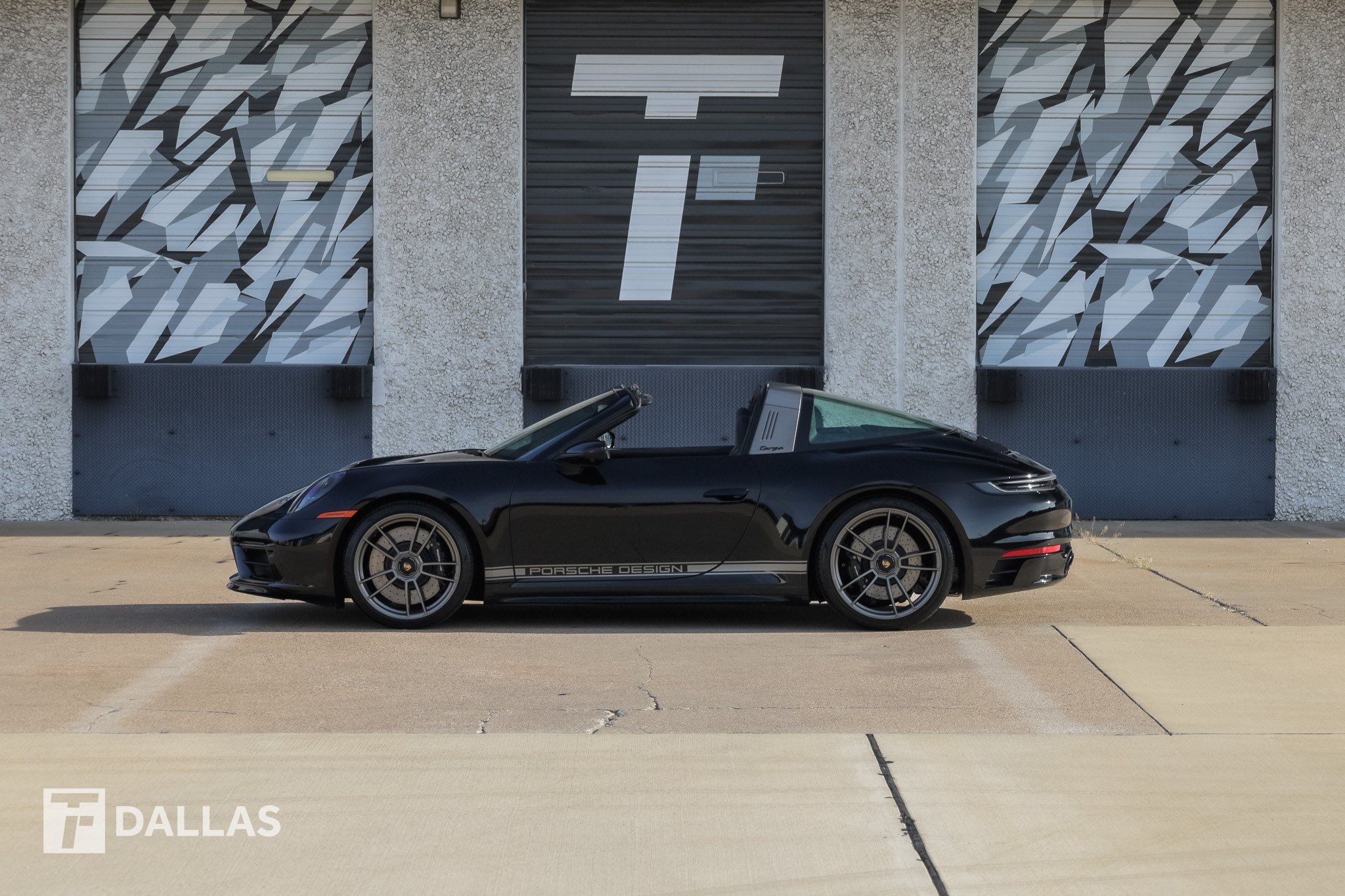Used 2023 Porsche 911 50th Anniversary Edition AWD/4WD image 7