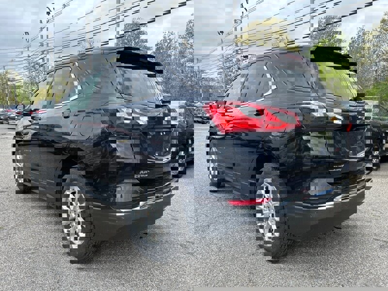 Used 2021 Chevrolet Equinox LT w/ Driver Convenience Package image 6