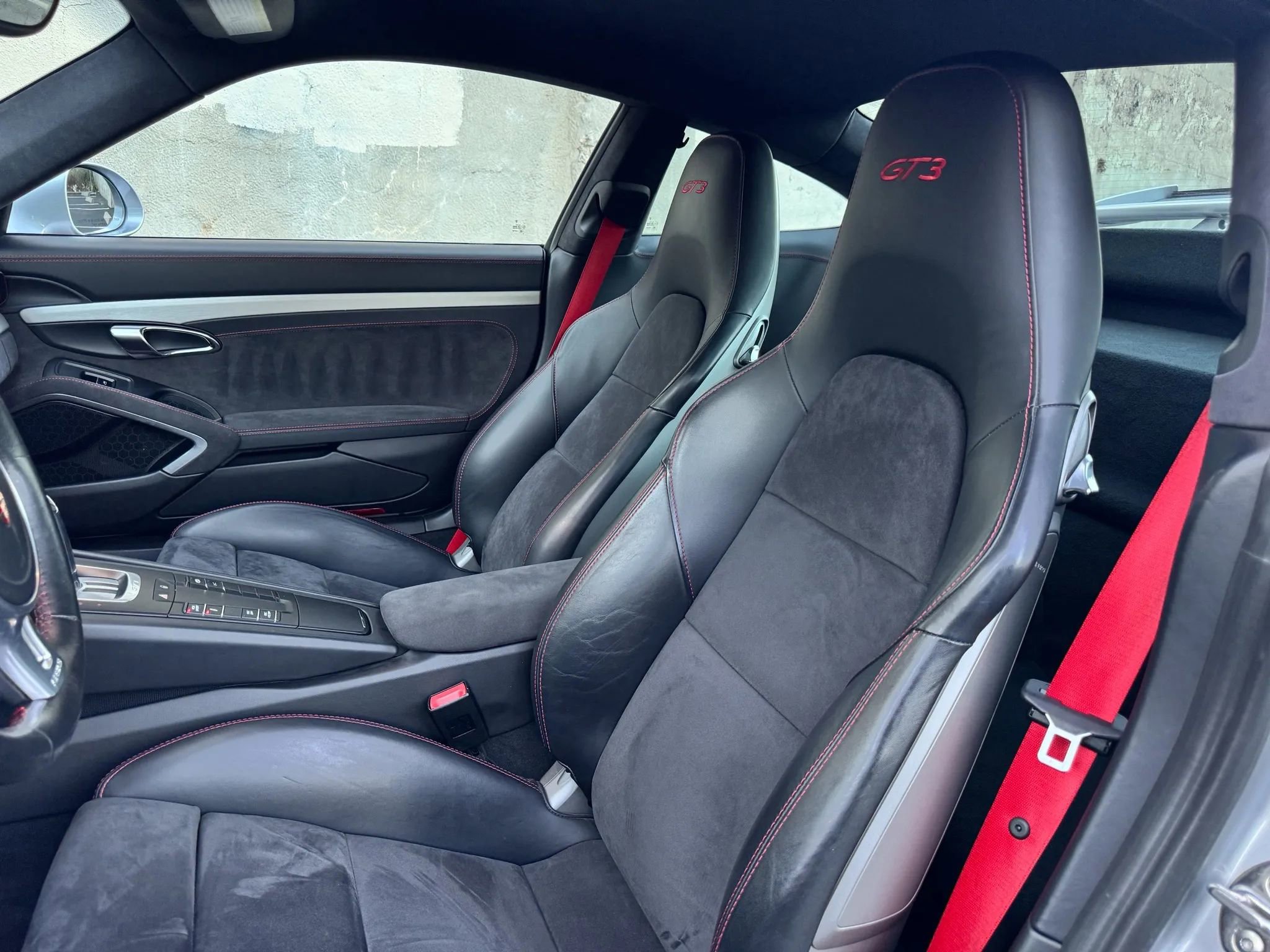 Used 2015 Porsche 911 GT3 RWD image 18