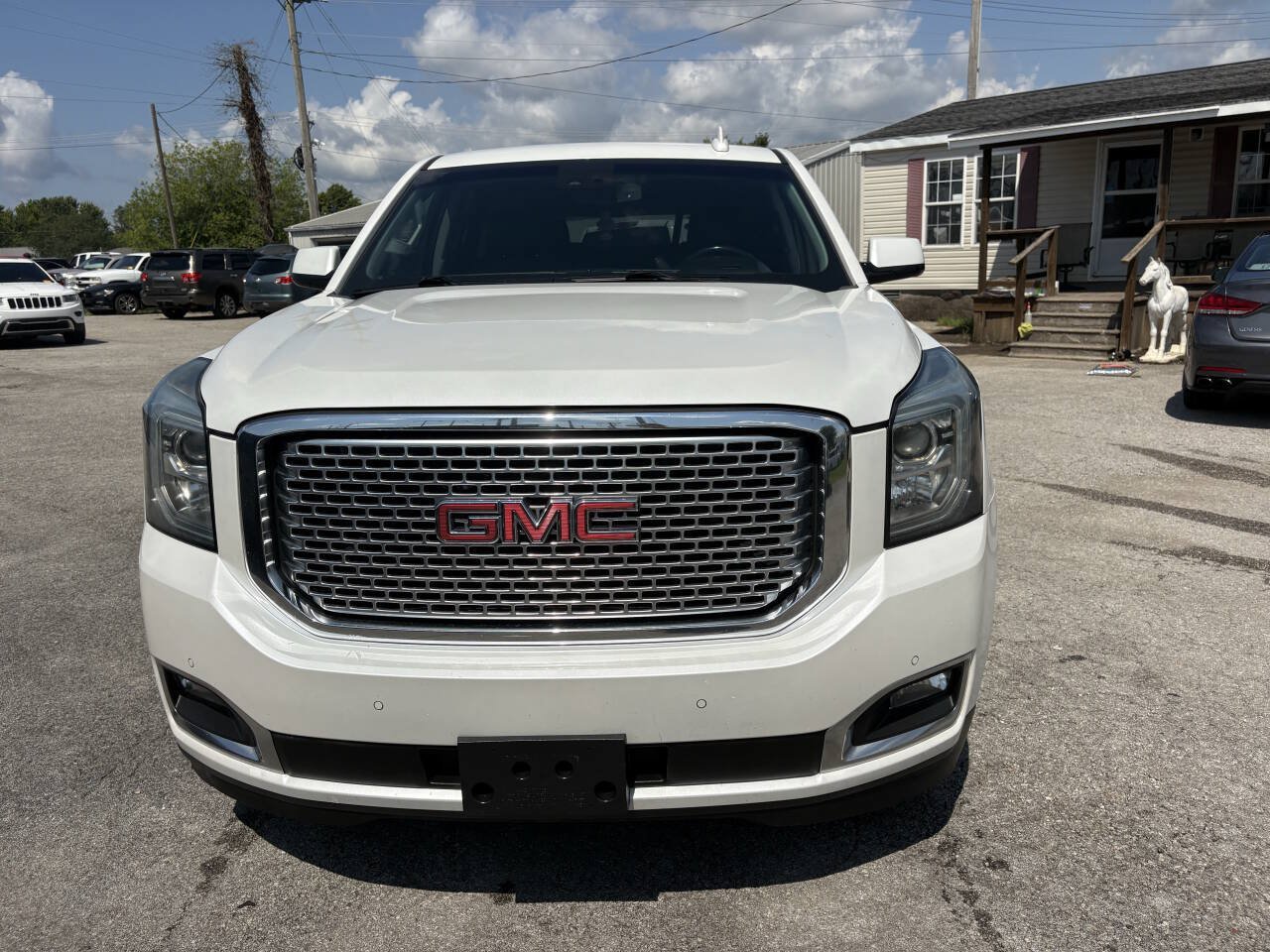 Used 2016 GMC Yukon Denali w/ Open Road Package RWD image 4