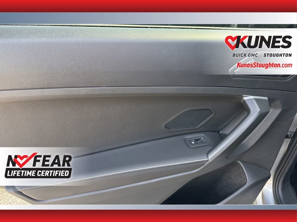 Used 2024 Volkswagen Tiguan S image 33