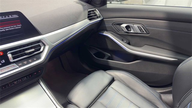 Used 2020 BMW M340i image 24