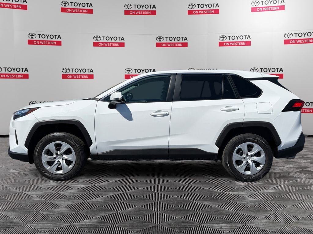 Certified 2024 Toyota RAV4 LE AWD/4WD image 6