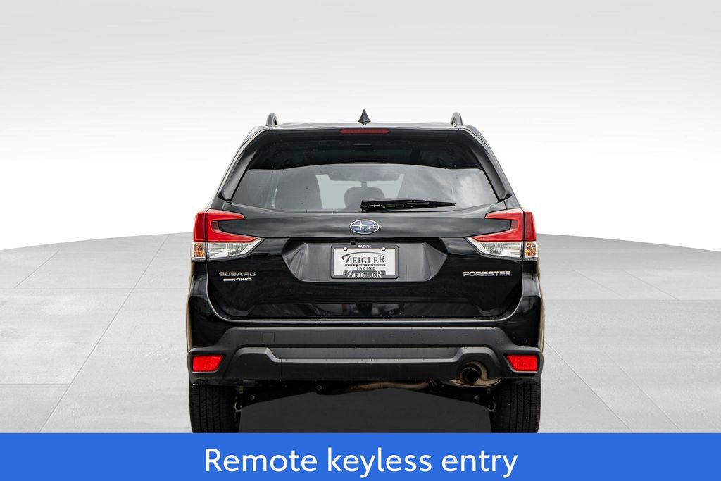 Used 2023 Subaru Forester Premium AWD/4WD image 6