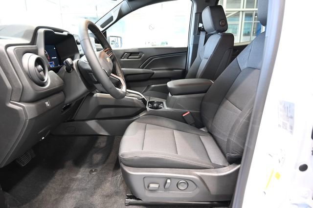 New 2026 Chevrolet Colorado W/T w/ WT Custom Package AWD/4WD image 11