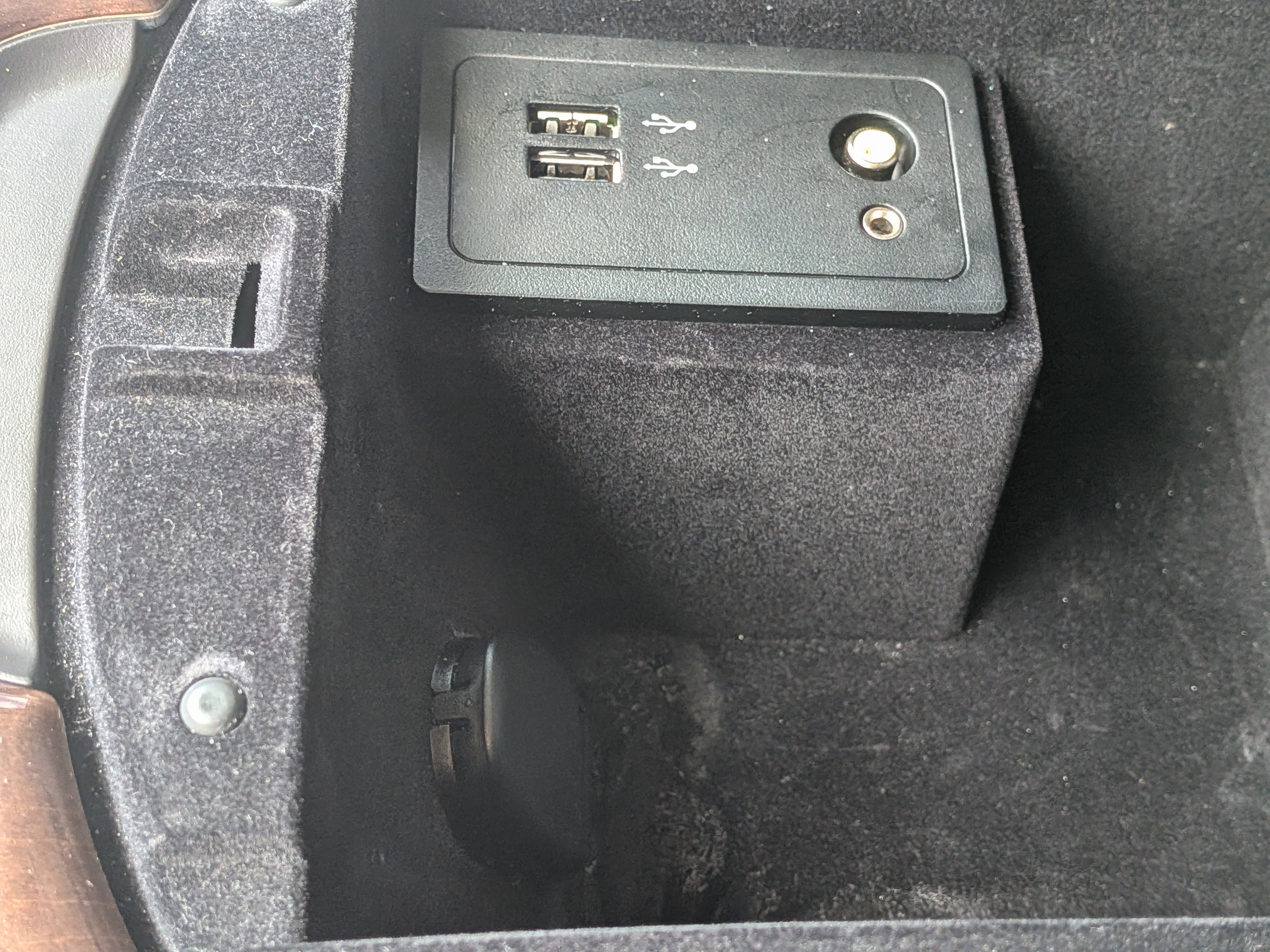 Used 2018 INFINITI Q50 Luxe w/ Cargo Package (L95) image 30