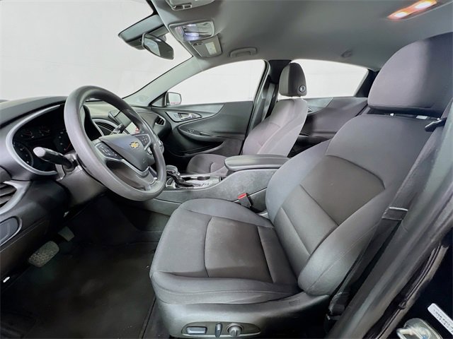 Used 2023 Chevrolet Malibu LT image 9