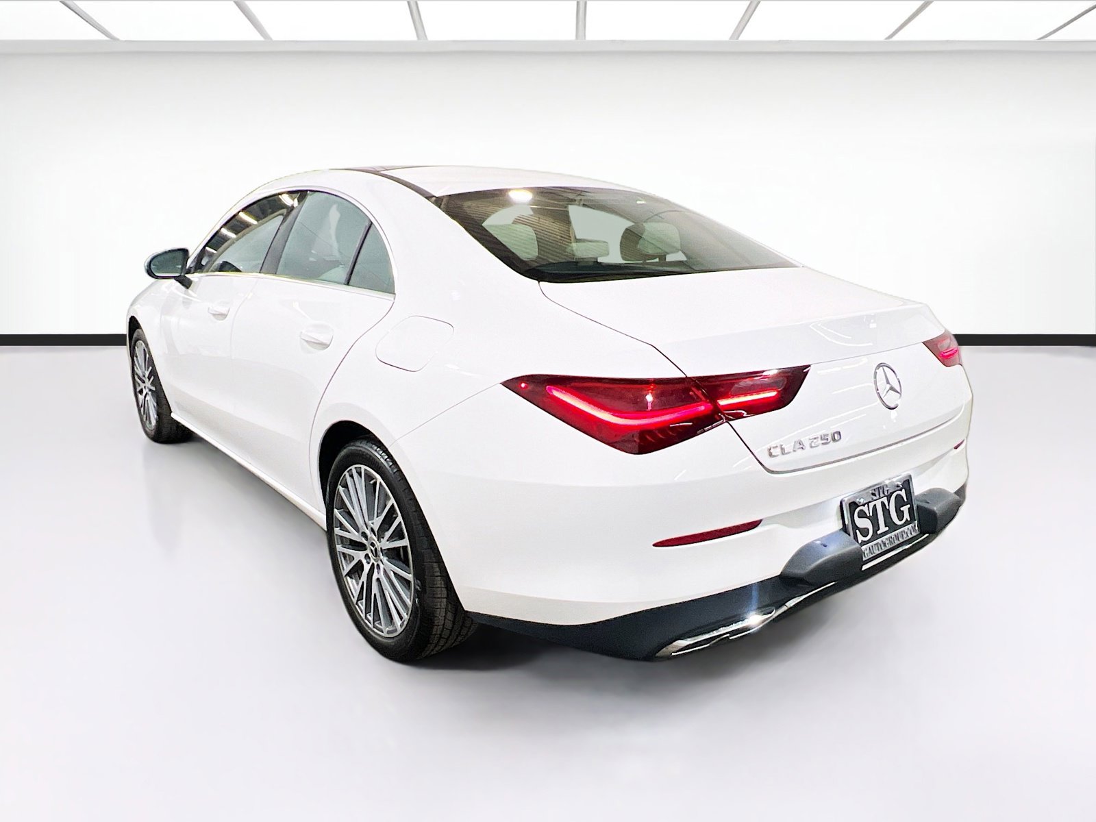 Used 2025 Mercedes-Benz CLA 250 image 6