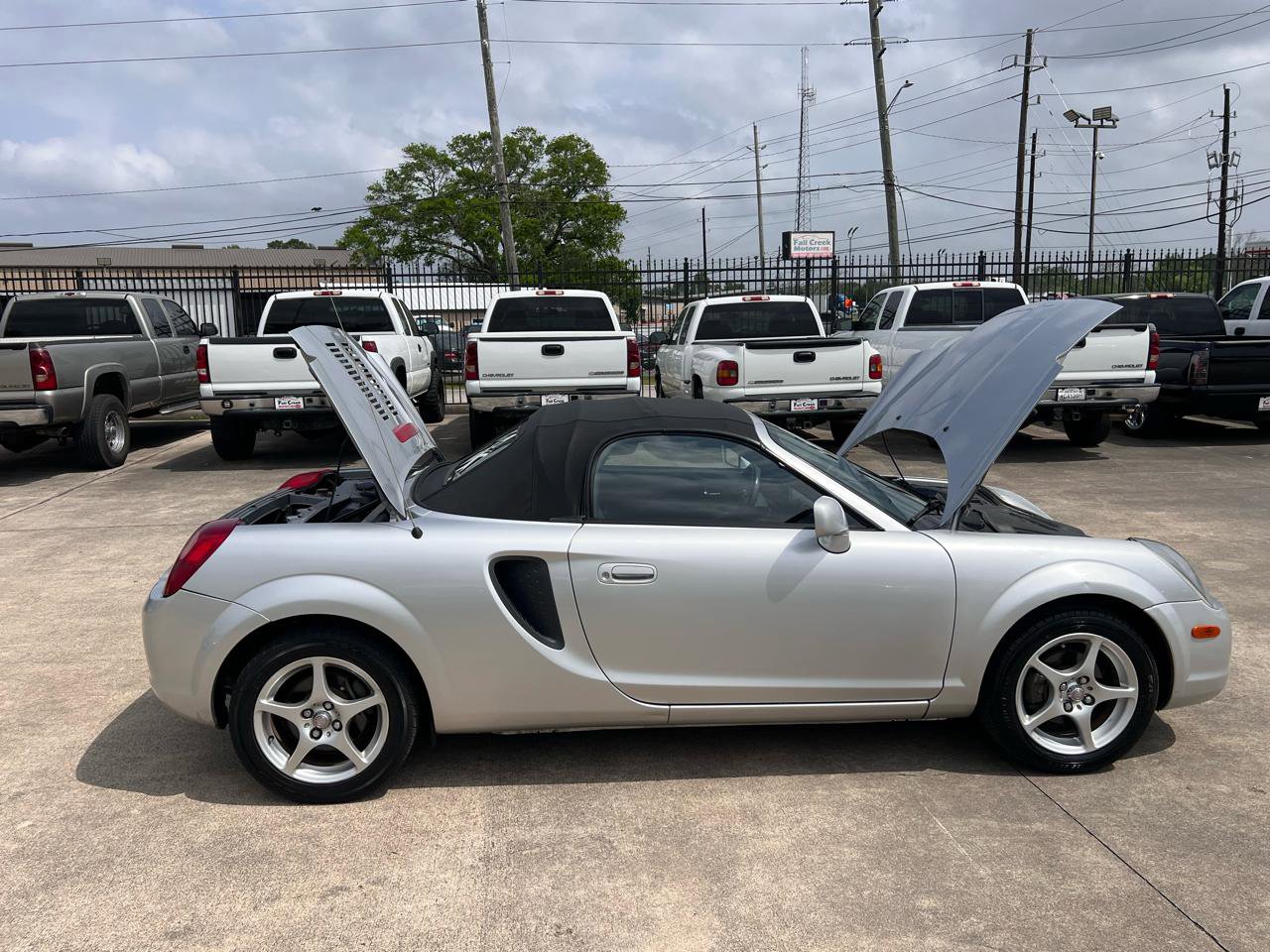 Used 2002 Toyota MR2 RWD image 20