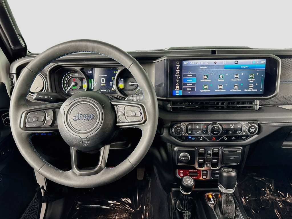 Used 2024 Jeep Wrangler Unlimited Rubicon 4xe AWD/4WD image 17