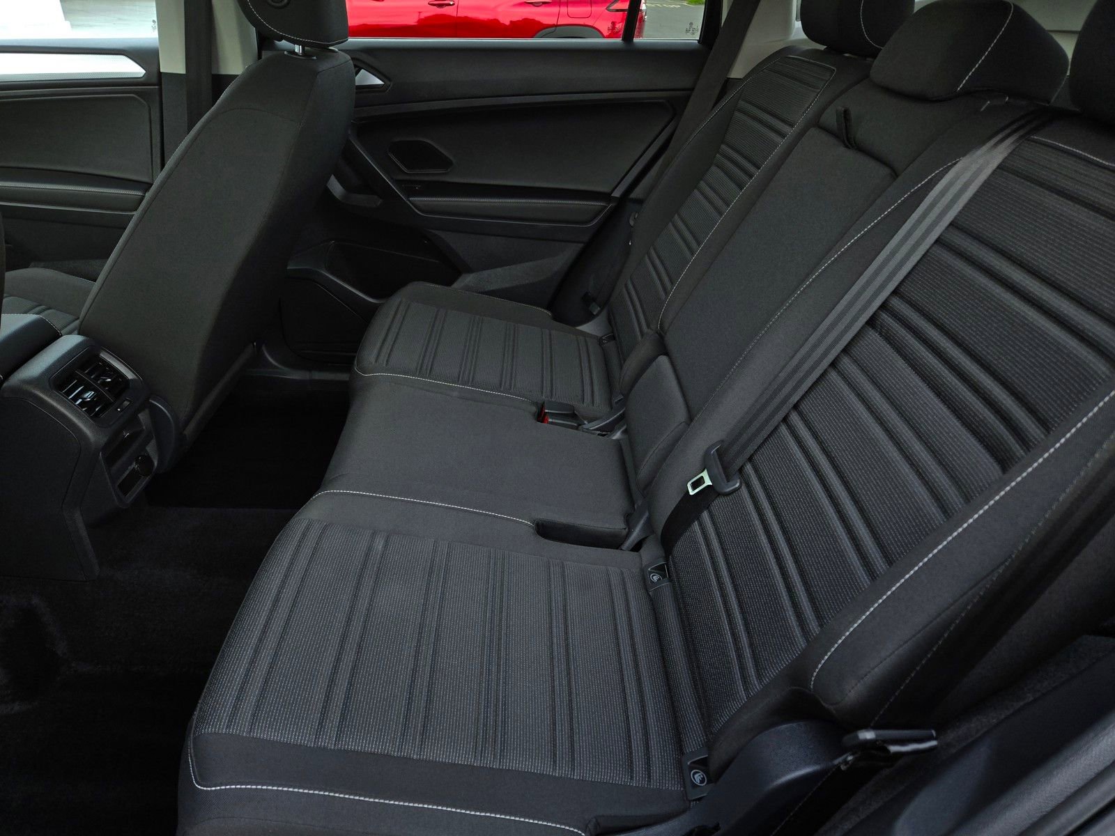 Used 2022 Volkswagen Tiguan S AWD/4WD image 11